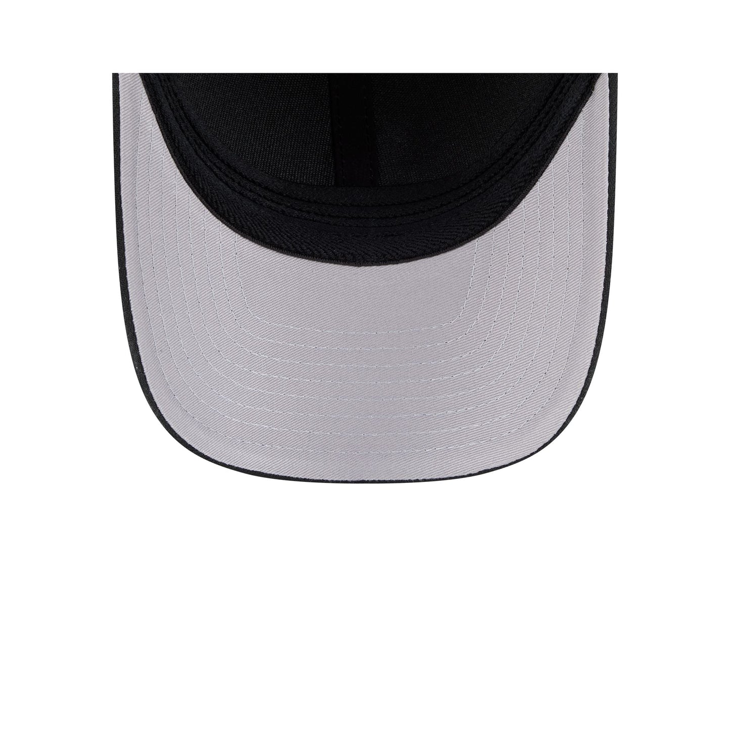 Chicago White Sox Black and White 39THIRTY M-Crown Stretch Fit Hat