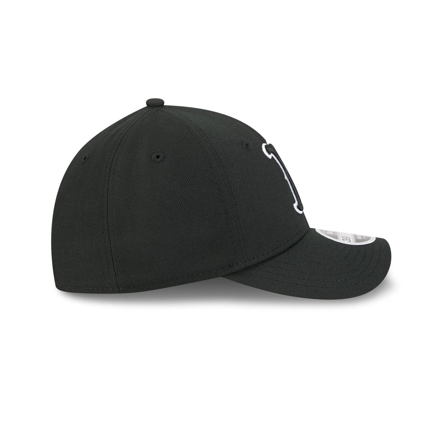 Boston Red Sox Black and White 39THIRTY M-Crown Stretch Fit Hat
