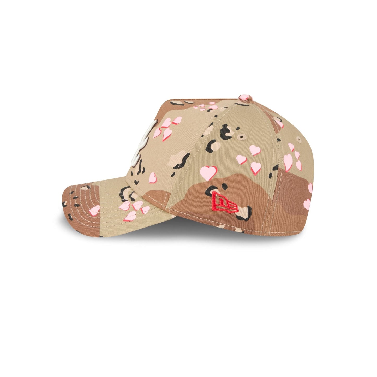 Atlanta Braves Camo Hearts 9FORTY A-Frame Snapback Hat
