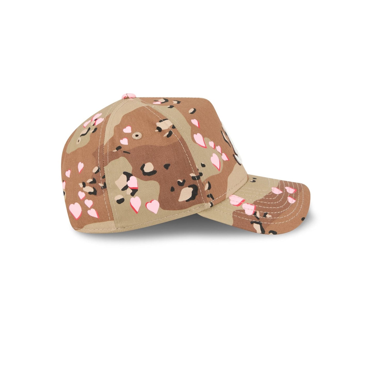 Atlanta Braves Camo Hearts 9FORTY A-Frame Snapback Hat