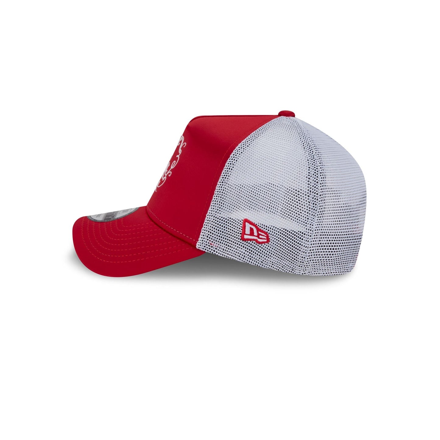 Tom and Jerry Jerry and Cherie Mouse 9FORTY A-Frame Trucker Hat